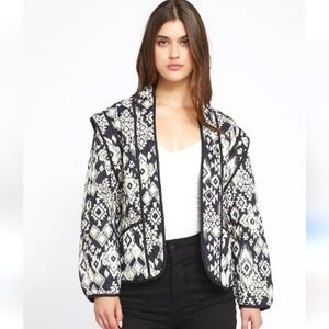 SAVIDA Black/white quilted Printed open front blazer. Size XXS